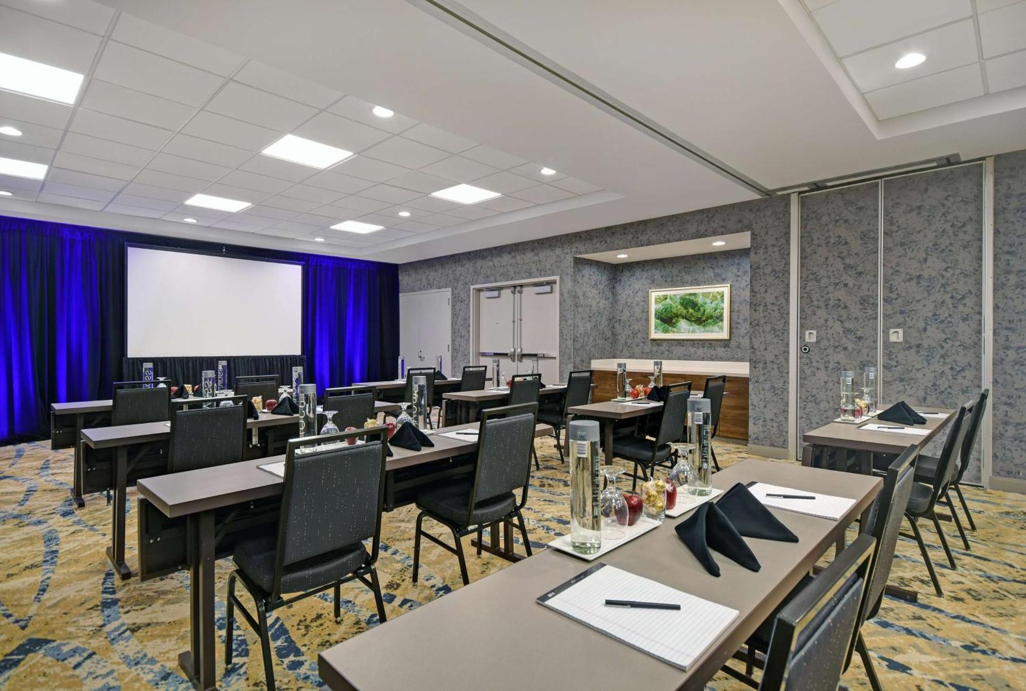 Hilton Garden Inn Houston/Galleria Area Екстер'єр фото