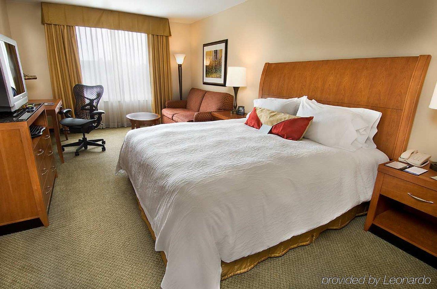 Hilton Garden Inn Houston/Galleria Area Номер фото